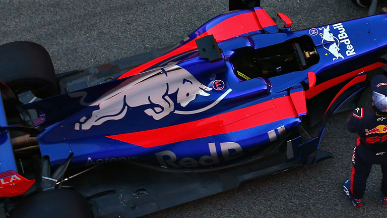 EFR-557TRP-1ADR CASIO TORO ROSSO