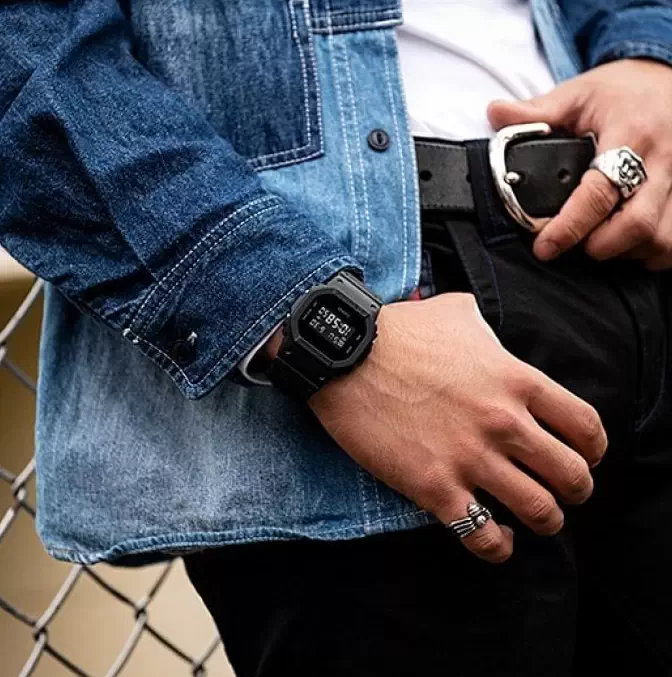 DW-5600BB-1DR-G-SHOCK-ARGENTINA